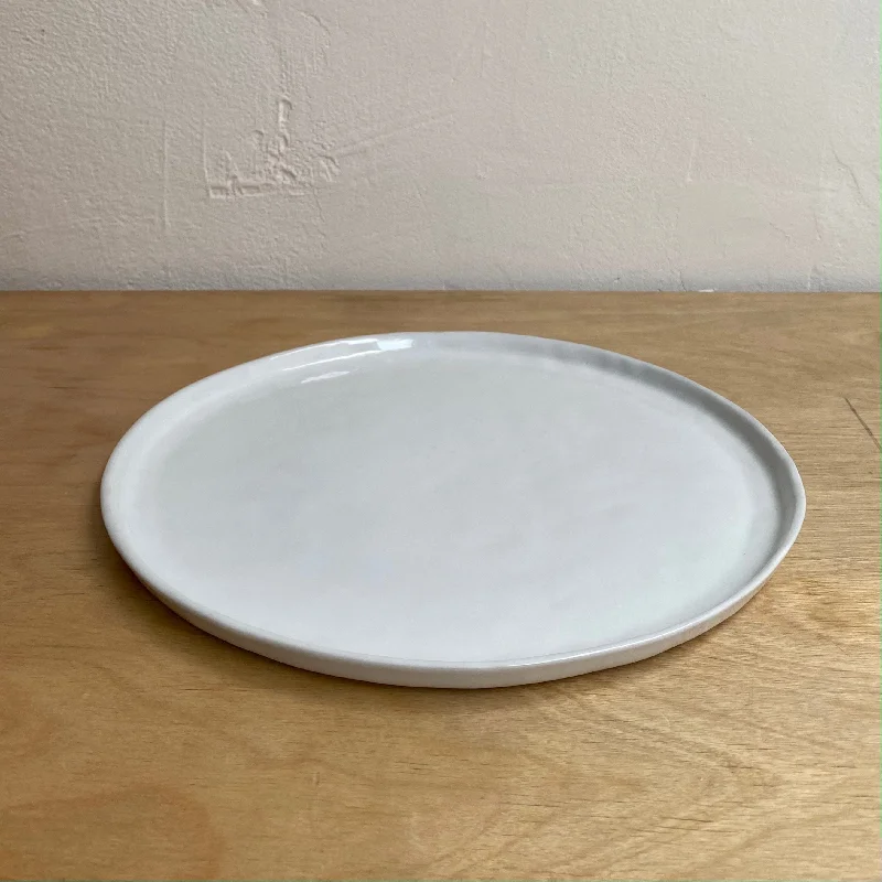 casual dinnerware for family gatherings-Mixed Dinner Plates