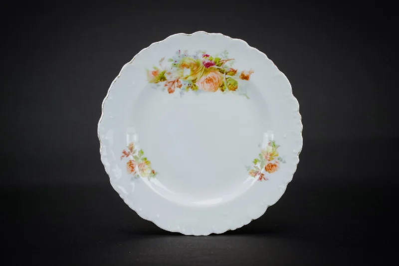 vintage-style dinnerware set-4 small porcelain plates