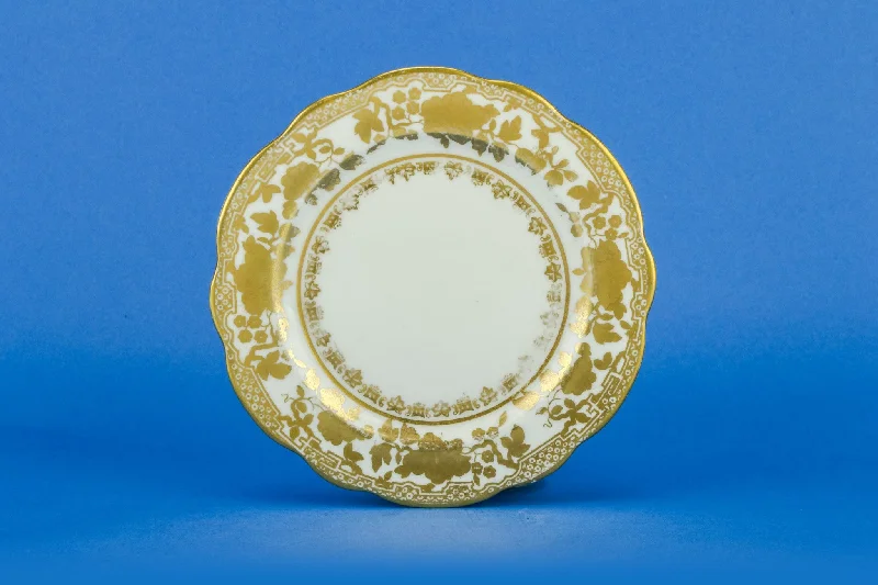 formal dinnerware for hosting guests-4 small gold plates