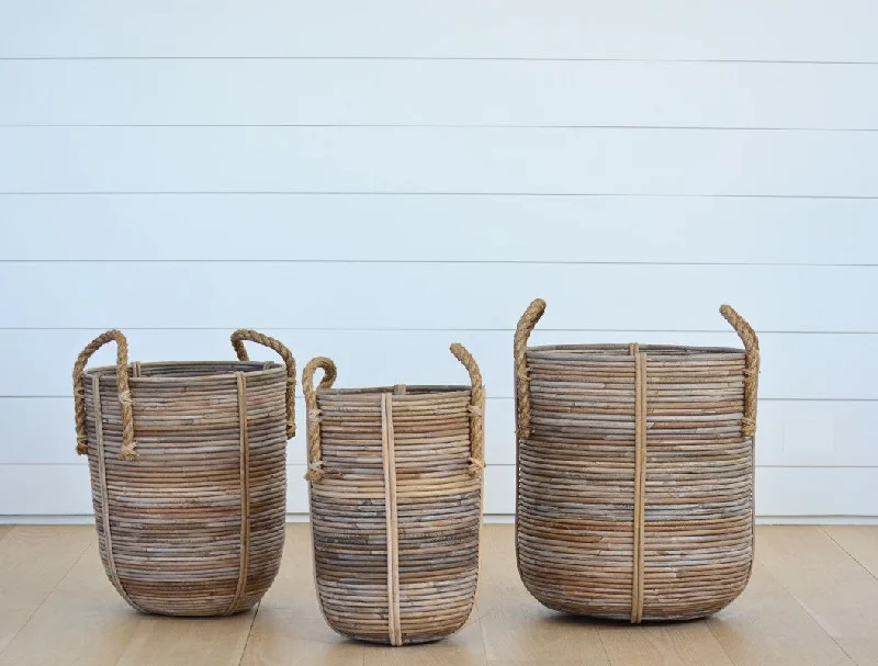 modern dinner plates with chic patterns-round rattan basket collection with rope handles