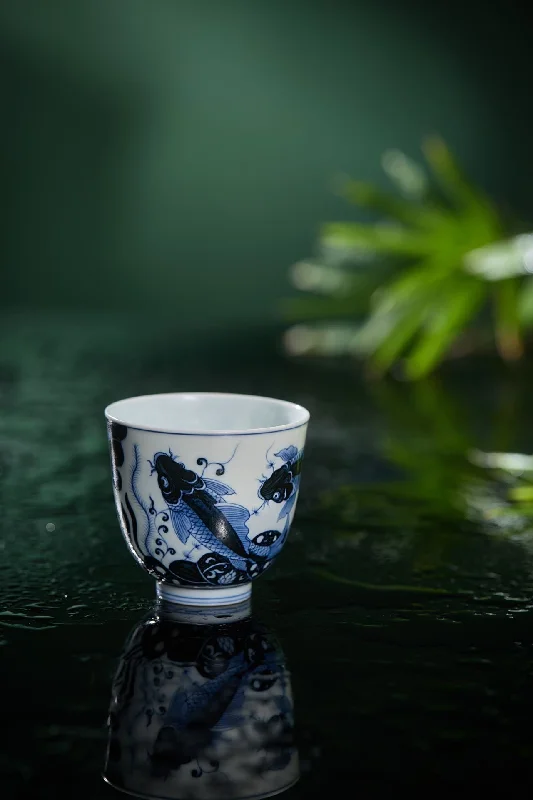 reusable coffee mugs for hot drinks-[清本源 x Gohobi Gallery] Blue and White Koi and Lotus Pond Cup with Twining Flowers Interior