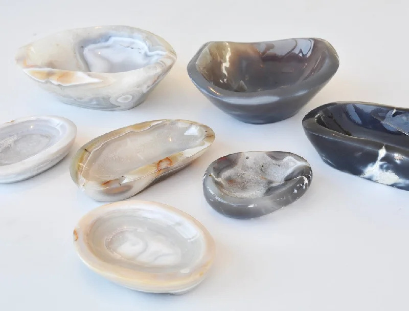 dinnerware set for sophisticated gatherings-agate bowls