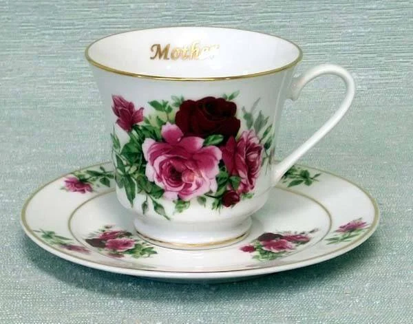 best coffee cups for morning routine-Mother Personalized Porcelain Tea Cup (teacup) and Saucer