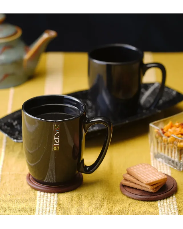 stylish travel cups for hot drinks-Black Mugs With Serving Snack Tray Set